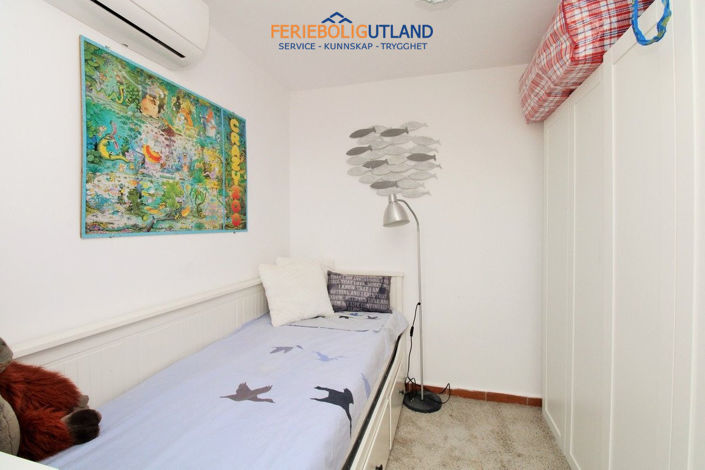 Image No.26-2 Bed Townhouse for sale