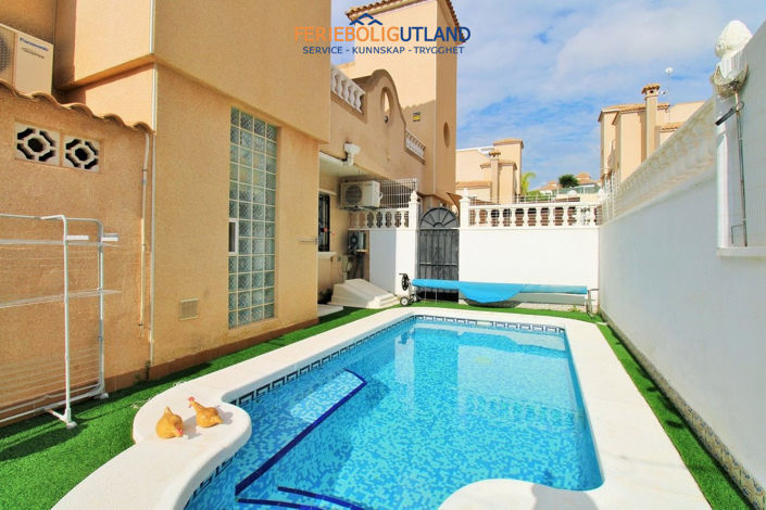Image No.29-2 Bed Townhouse for sale