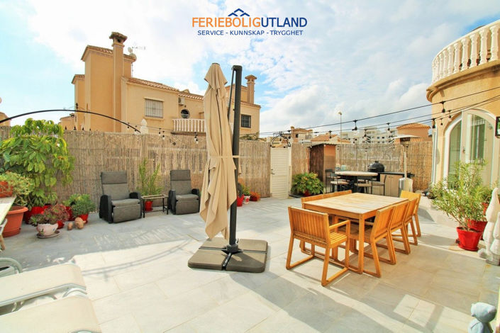Image No.4-2 Bed Townhouse for sale