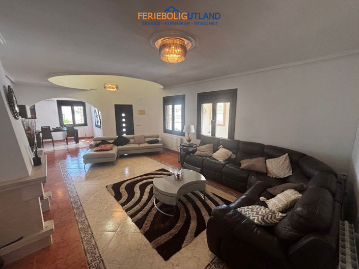 Image No.21-4 Bed Villa for sale
