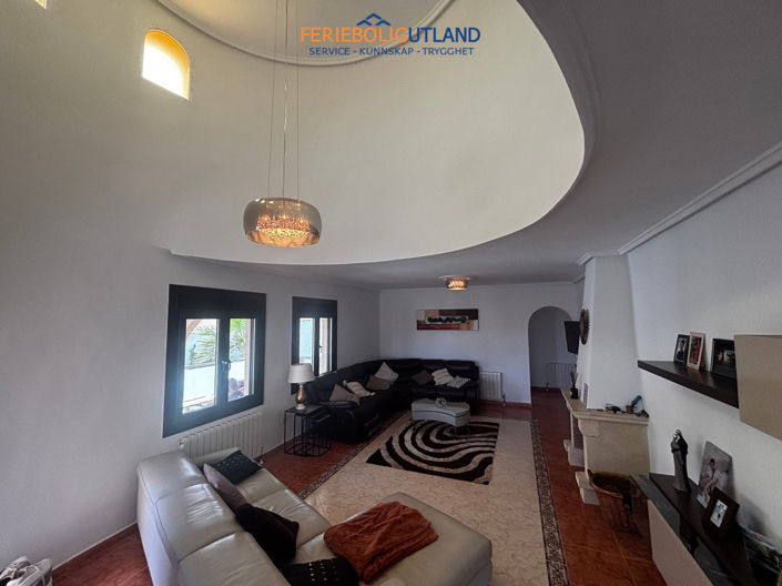 Image No.22-4 Bed Villa for sale