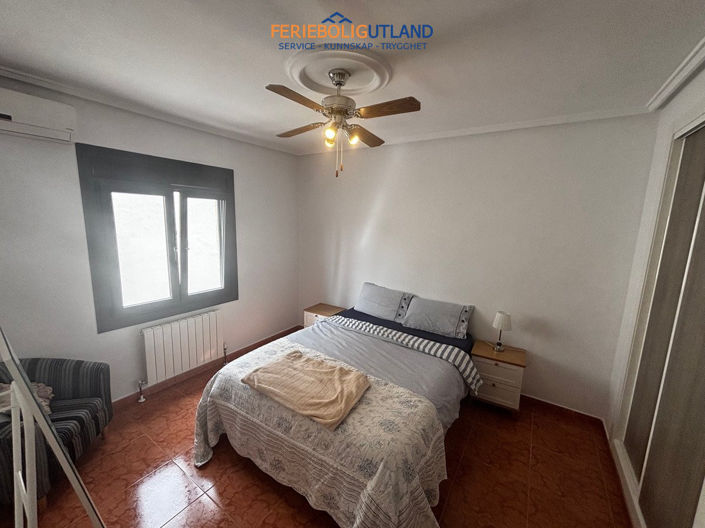 Image No.3-4 Bed Villa for sale