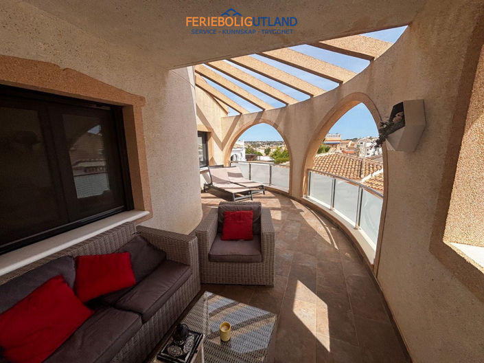 Image No.38-4 Bed Villa for sale