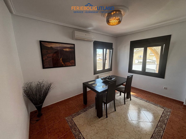 Image No.7-4 Bed Villa for sale