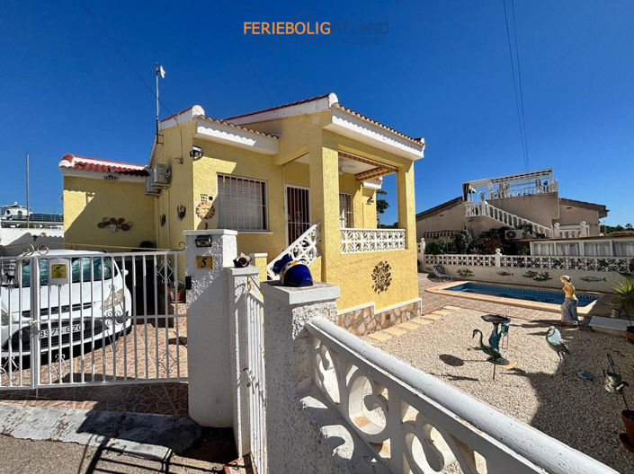 Image No.2-2 Bed Villa for sale