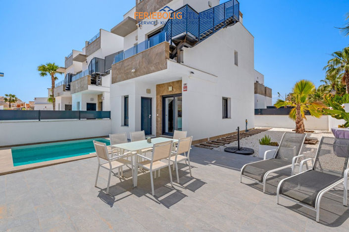 Image No.2-Villa de 3 chambres à vendre à Alicante