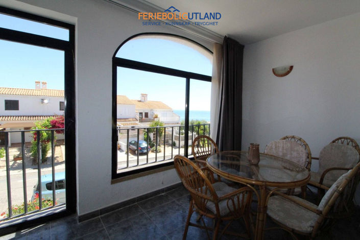 Image No.16-2 Bed Townhouse for sale