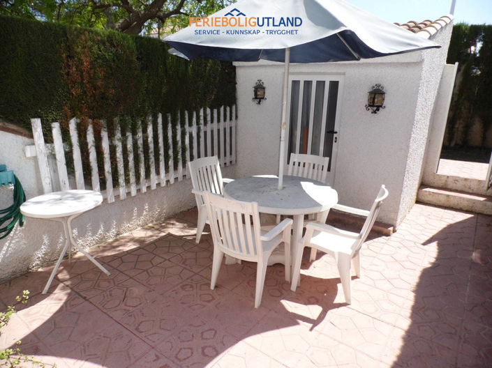 Image No.9-2 Bed Townhouse for sale