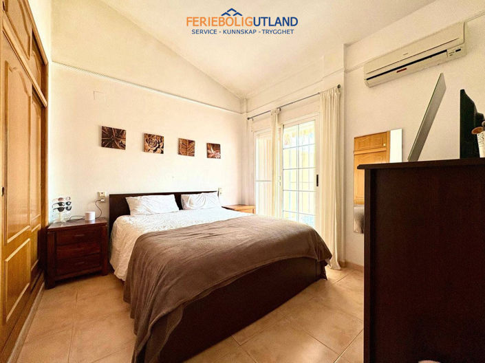 Image No.6-2 Bed Townhouse for sale