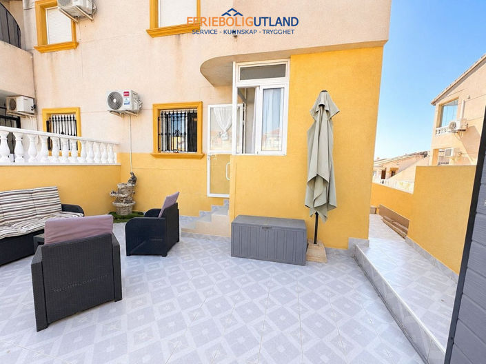 Image No.17-2 Bed Apartment for sale
