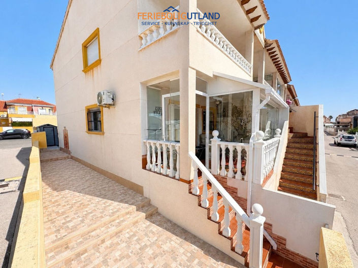 Image No.20-2 Bed Apartment for sale