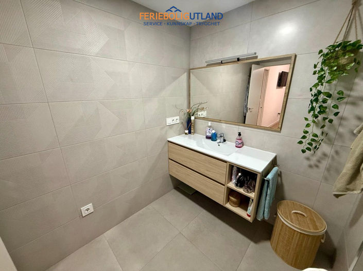 Image No.6-3 Bed Apartment for sale