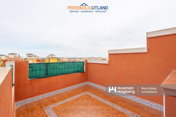 Image No.32-3 Bed Townhouse for sale