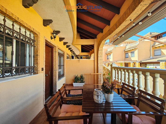 Image No.9-4 Bed Townhouse for sale