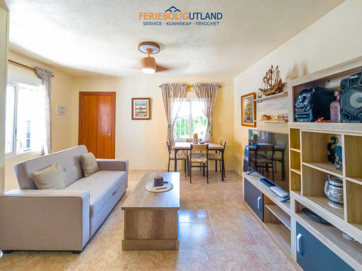 Image No.6-3 Bed Townhouse for sale