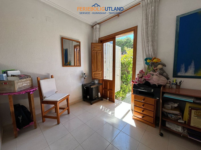 Image No.9-1 Bed Townhouse for sale
