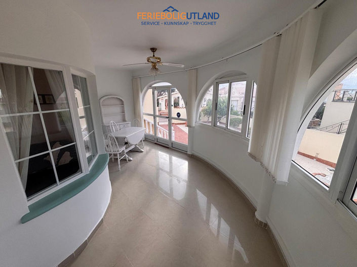 Image No.17-3 Bed Villa for sale