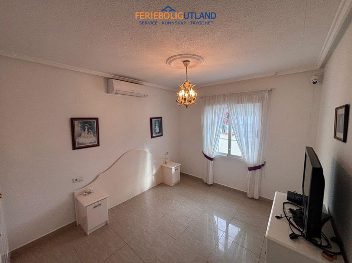 Image No.9-3 Bed Villa for sale
