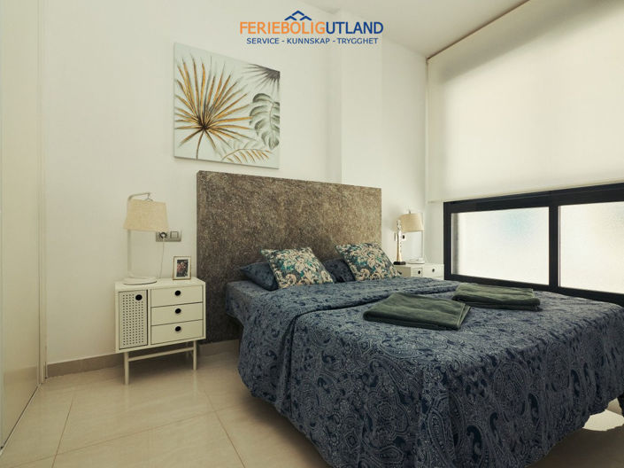 Image No.12-2 Bed Apartment for sale