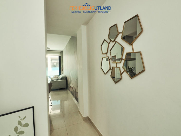 Image No.17-2 Bed Apartment for sale