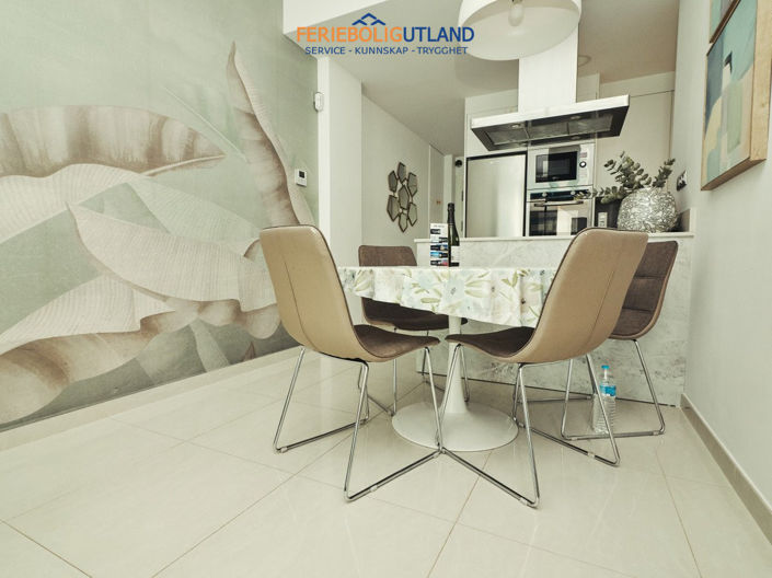 Image No.40-2 Bed Apartment for sale