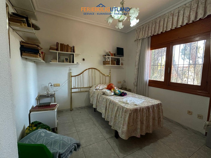 Image No.26-8 Bed Villa for sale