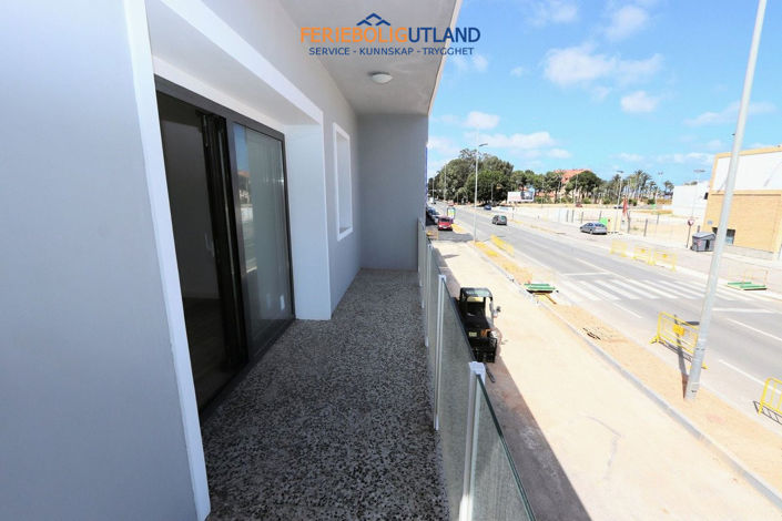 Image No.14-3 Bed Apartment for sale