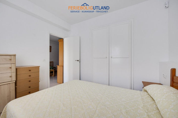 Image No.21-2 Bed Bungalow for sale