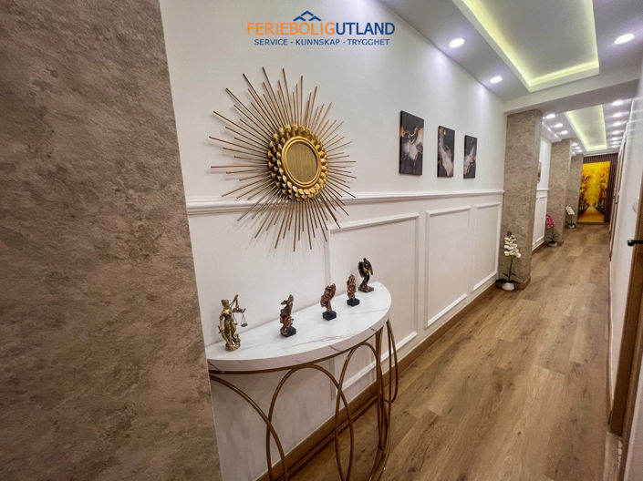 Image No.16-4 Bed Apartment for sale