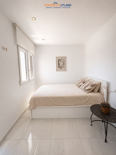 Image No.20-3 Bed Townhouse for sale