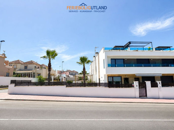 Image No.28-3 Bed Townhouse for sale