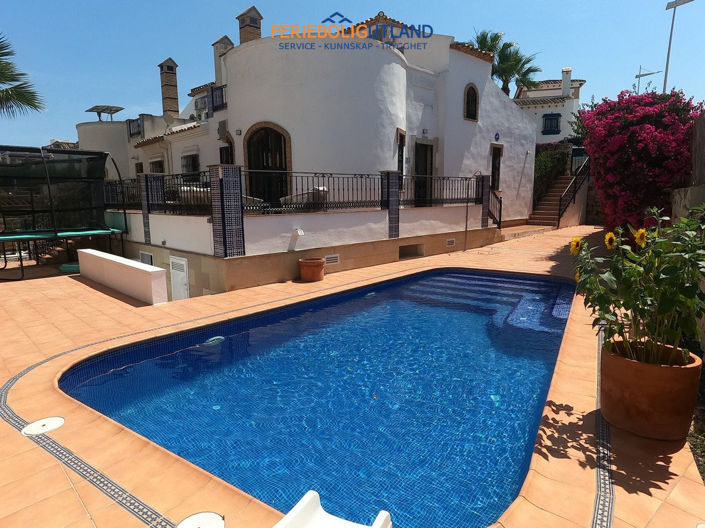 Image No.20-3 Bed Villa for sale