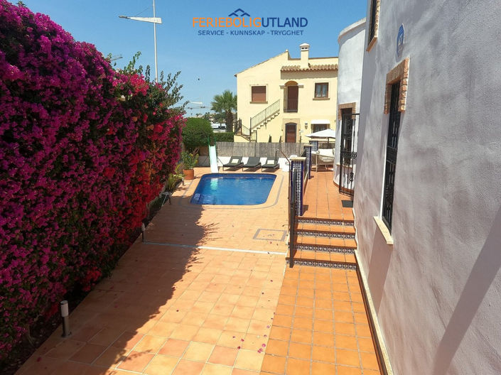 Image No.24-3 Bed Villa for sale