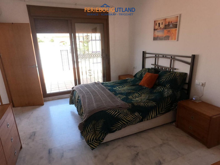 Image No.25-3 Bed Villa for sale