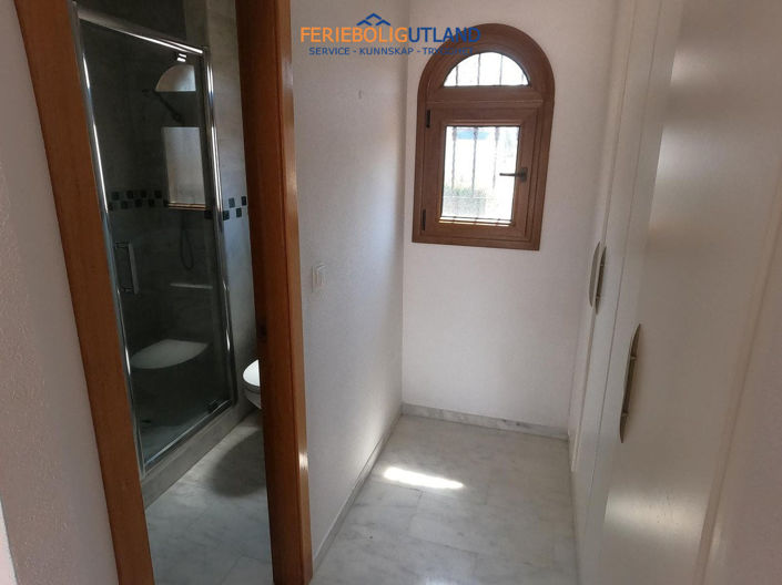 Image No.27-3 Bed Villa for sale
