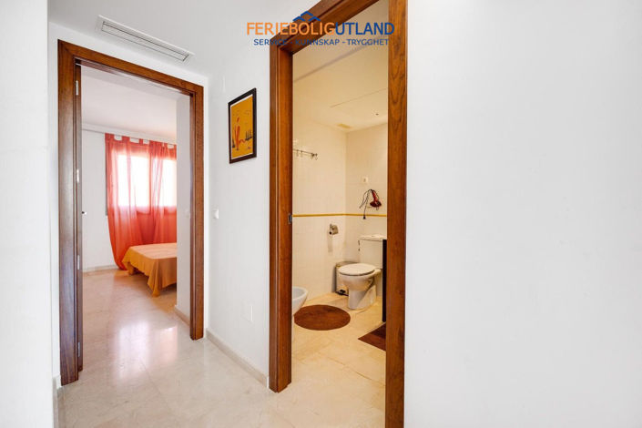Image No.16-2 Bed Apartment for sale