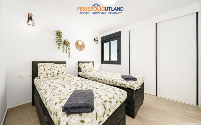 Image No.20-2 Bed Apartment for sale