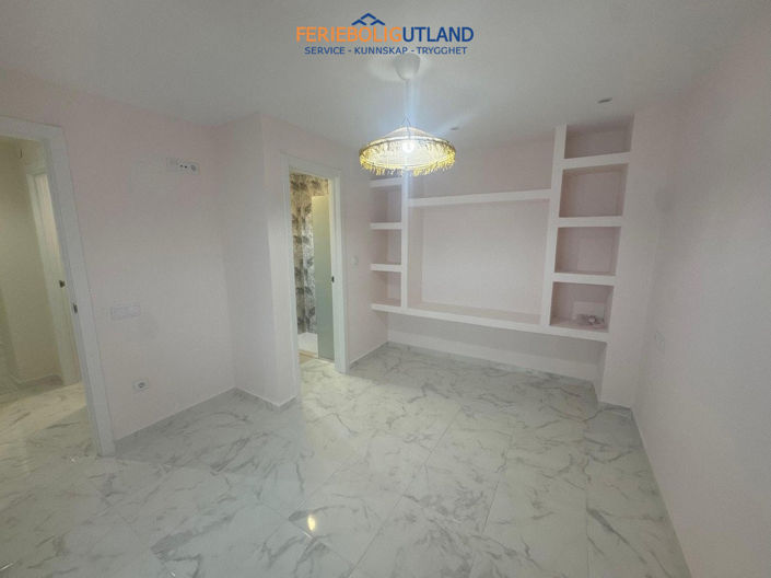 Image No.16-3 Bed Apartment for sale