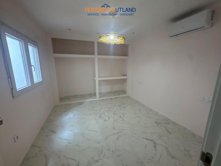 Image No.19-3 Bed Apartment for sale