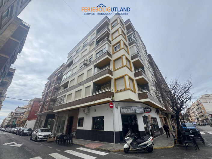 Image No.23-3 Bed Apartment for sale