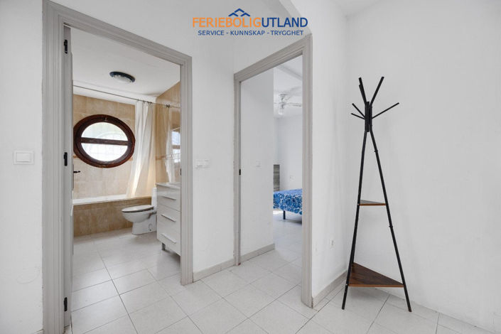 Image No.18-2 Bed Bungalow for sale
