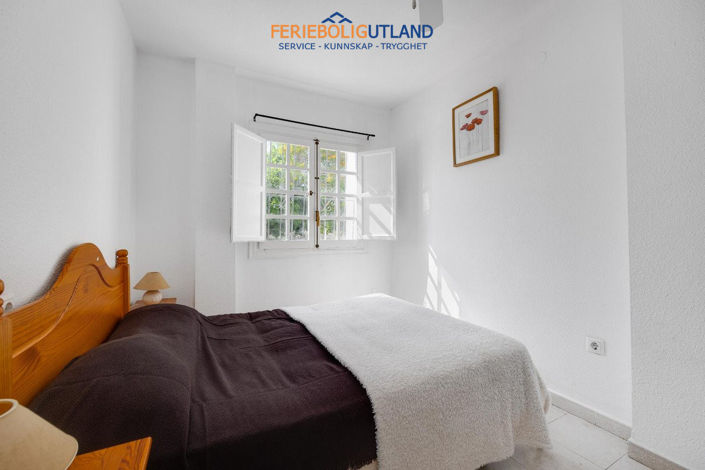 Image No.21-2 Bed Bungalow for sale