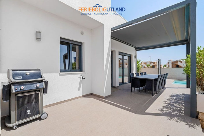 Image No.25-3 Bed Villa for sale