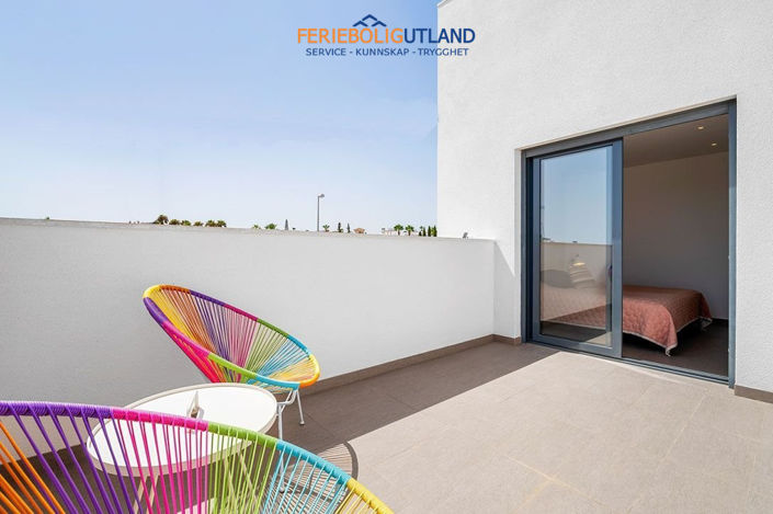 Image No.27-3 Bed Villa for sale
