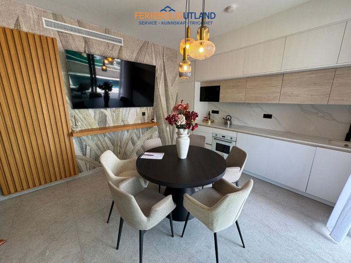 Image No.3-3 Bed Apartment for sale