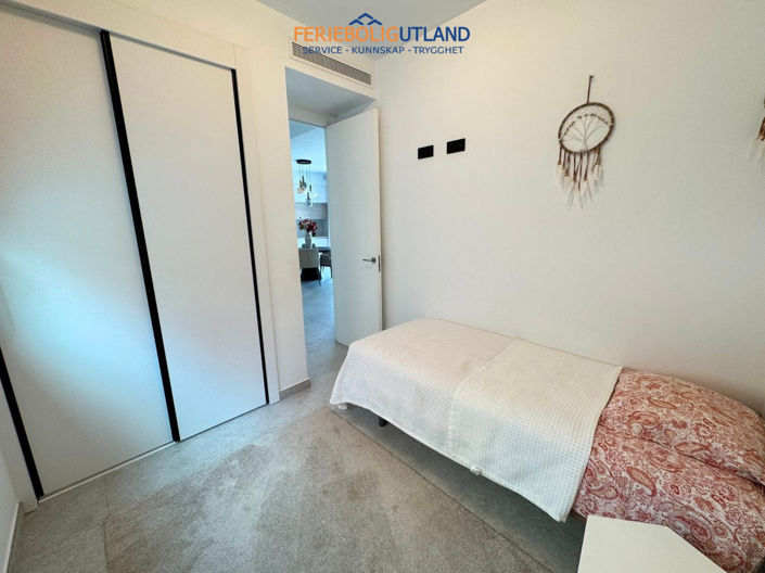 Image No.8-3 Bed Apartment for sale