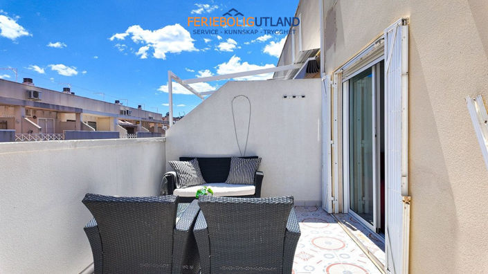Image No.22-2 Bed Apartment for sale