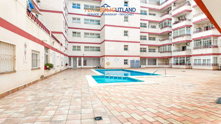 Image No.25-2 Bed Apartment for sale