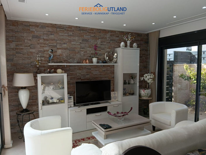 Image No.3-3 Bed Villa for sale