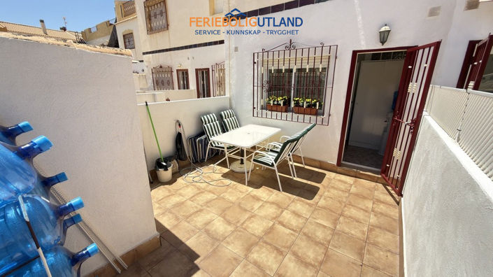 Image No.18-3 Bed Townhouse for sale